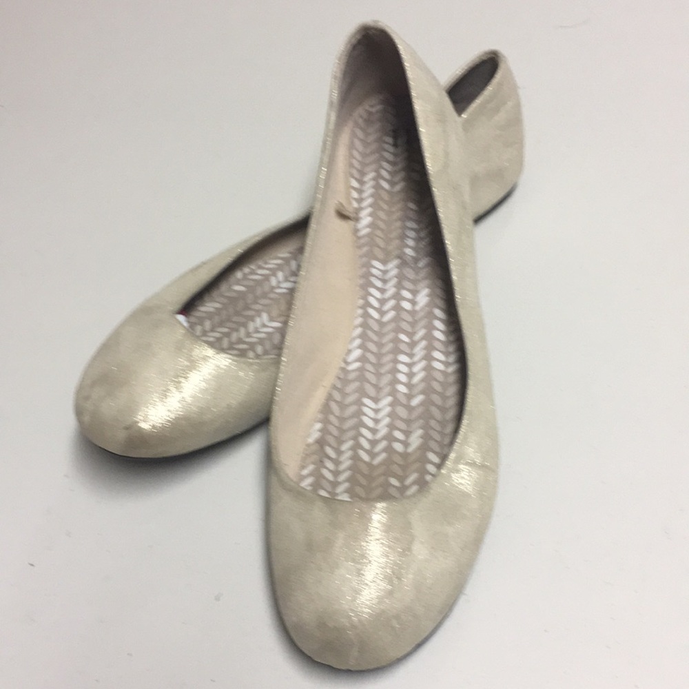 Dress shoes